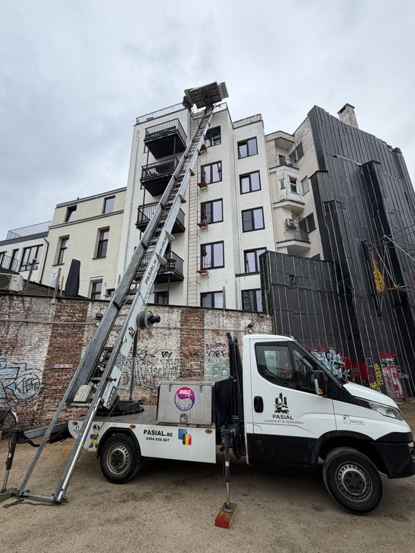 ladderlift op 6 de verdiep